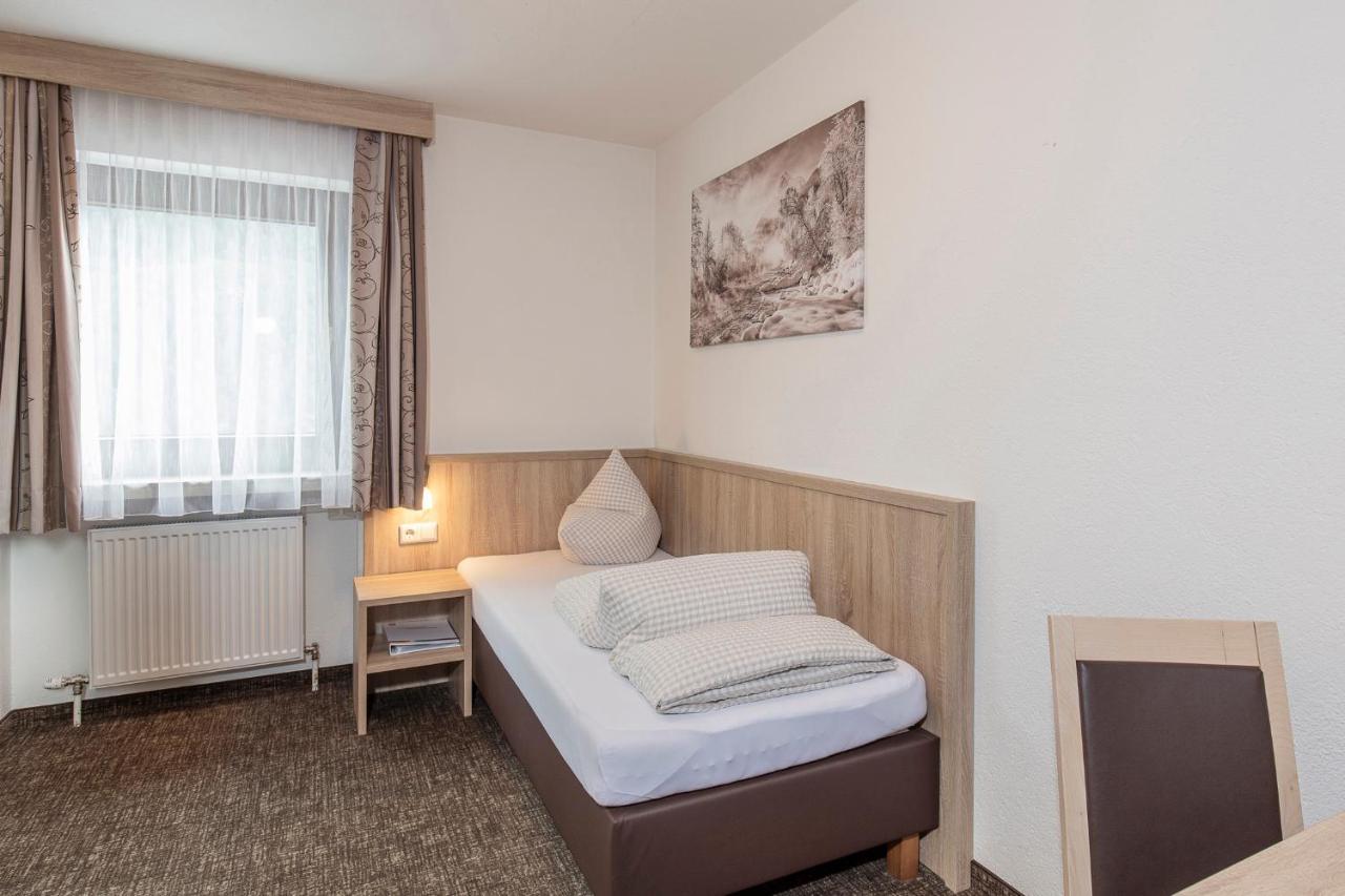 Gaestehaus Emil Ζόλντεν Εξωτερικό φωτογραφία