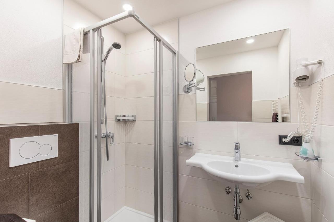 Gaestehaus Emil Ζόλντεν Εξωτερικό φωτογραφία