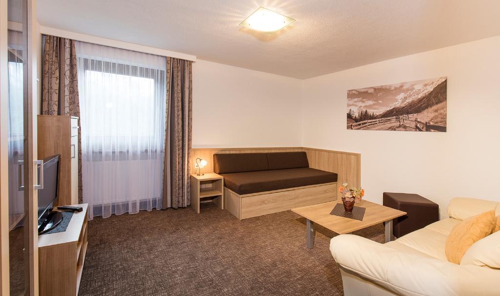 Gaestehaus Emil Ζόλντεν Εξωτερικό φωτογραφία